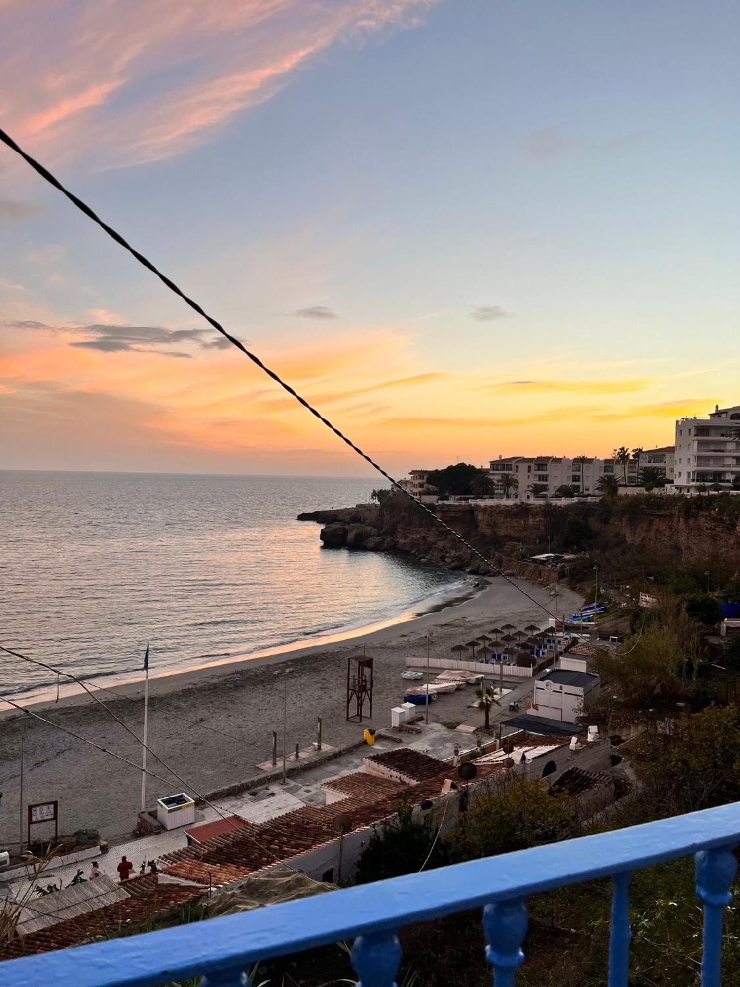 네르하 Costa Suri 아파트 외부 사진
